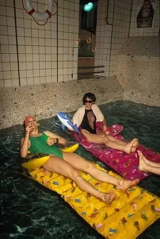 Год открытия 1978. Место действия Бывшие частные термальные ванны Bains Guerbois, отсюда и название…
