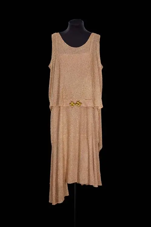 Платья Шанель, которые будут частью образца