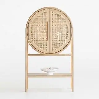 Каннаж из дуба и внутреннее зеркало в этом творении Crate and Barrel. Коктейль на совесть, так как все…