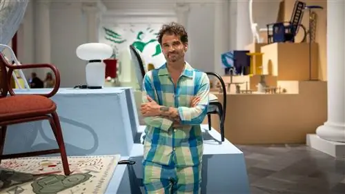 Стеклянная и керамическая выразительность и созидание. Центр дель Карме объединяет вселенную Хайме Айона в крупнейшем…