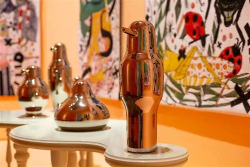 Стеклянная и керамическая выразительность и созидание. Центр дель Карме объединяет вселенную Хайме Айона в крупнейшем…