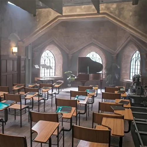 Это «Школа-интернат Las Cumbres