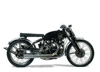 Винсент Блэк Лайтнинг 1951 Великобритания. 1948-1953 998 cc 50. Дизайнеры Фил Винсент Фил Ирвинг. Питер и… Винсент Блэк Лайтнинг 1951 Великобритания. 1948-1953 998 cc 50. Дизайнеры Фил Винсент Фил Ирвинг. Питер и…