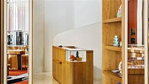 Это новый магазин HERMÈS в МАДРИДЕ