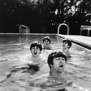 Джон Лоенгард The Beatles Пол Маккартни Джордж Харрисон Джон Леннон Ринго Стар Майами-Бич Флорида США 1964