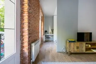 После того, как исследование посетило дом, они осознали его потенциал и приступили к…