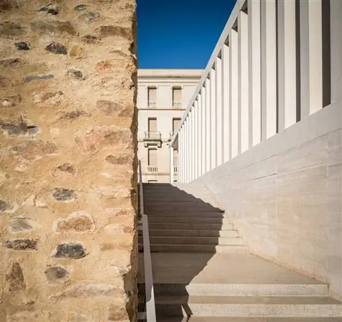 Хельга де Альвеар открывает расширение Tuñón Arquitectos