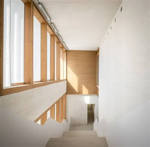 Хельга де Альвеар открывает расширение Tuñón Arquitectos