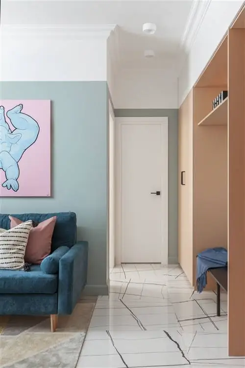 50 м², наполненные цветом и советским дизайном 50 м², наполненные цветом и советским дизайном