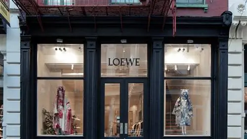 Loewe покоряет НЬЮ-ЙОРК своим первым МАГАЗИНОМ