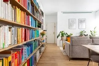 Приехав в дом во время первого ознакомительного визита, они осознали весь потенциал. Он отличался макетом…