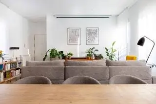 С помощью этой всеобъемлющей реформы был сделан поиск более современного и открытого дома, оптимизированного хорошего освещения дома. Все…