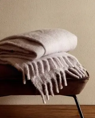Одеяло из мохера с бахромой в Zara Home
