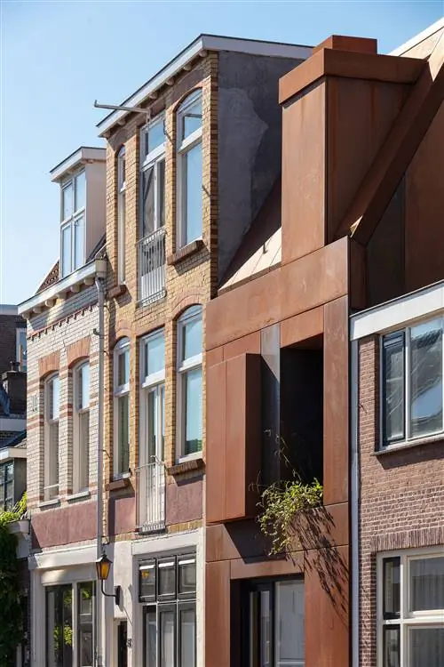 СКРЫТЫЕ СОКРОВИЩА Мастерство Steel Craft House под слоем стали
