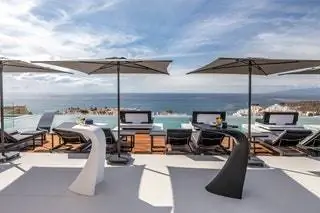Пятизвездочный отель Grand Luxury Hotel Royal Hideaway Corales был признан лучшим курортом Испании в…