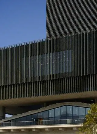 Архитектурные студии Herzog de Meuron и Farrells подписывают дизайн нового Музея М, работы которого только что были…