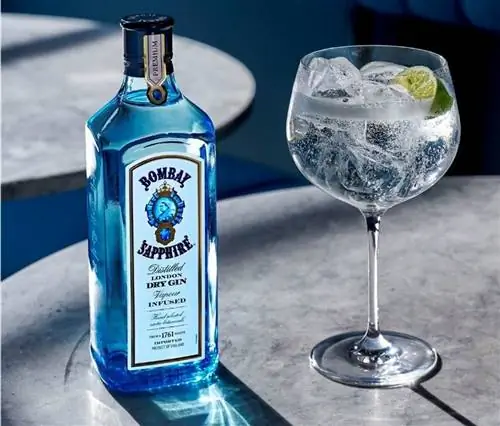 Это яркая и чувственная кампания Bombay Sapphire