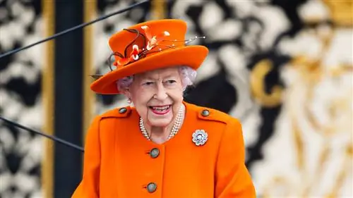 Это выставка, которую вы не можете пропустить, если отправитесь в Гранаду