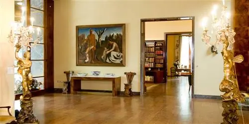 Мы вошли в виллу Некки, самый кинематографичный дом 20-го века