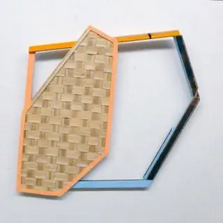 Скульптура из дерева и масла Аны Х. дель Амо с «Set Espai D'art»