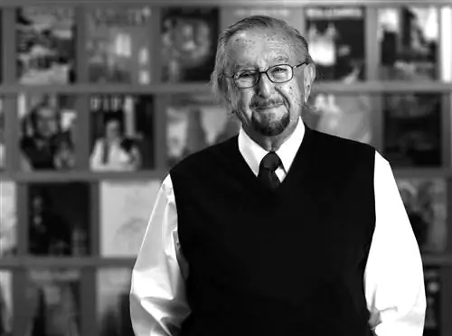 Аргентинский архитектор Цар Пелли