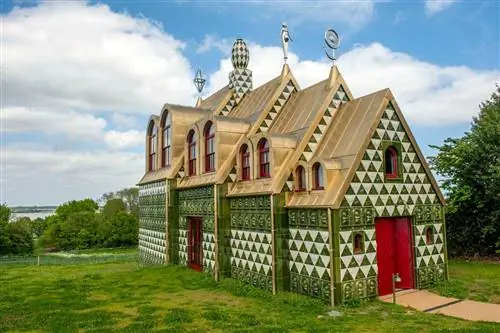 Дом для Эссекса, необычное предложение творческого дуэта FAT Architecture и Грейсона Перри