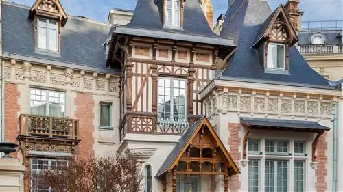 Фасад отеля l'hôtel particulier в нормандском стиле