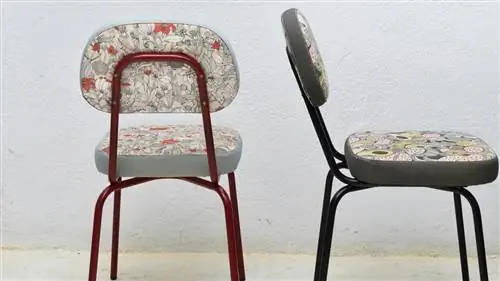 Некоторые стулья, которые намного больше, чем некоторые стулья
