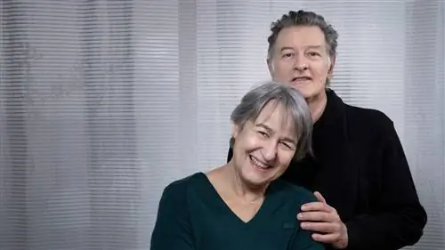 Французы Анн Лакатон и Жан-Филипп Васса получили Притцкеровскую премию