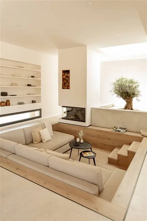 Журнальный столик Sof de Moradillo и текстиль от Zara Home