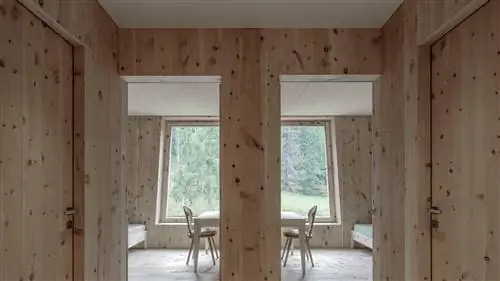Современный домик от Pedevilla Architekten