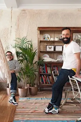 Осенний день в Канделеде - это выездное мероприятие для всей семьи, где ремесленники и коллекционеры продают…