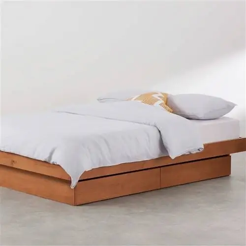 Кровать King Size на платформе с ящиками Meiko из дуба, тонированная сосна