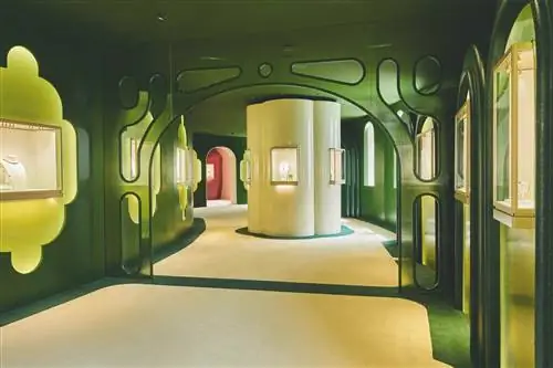 Хайме Айон Картье интерьер зеленого здания