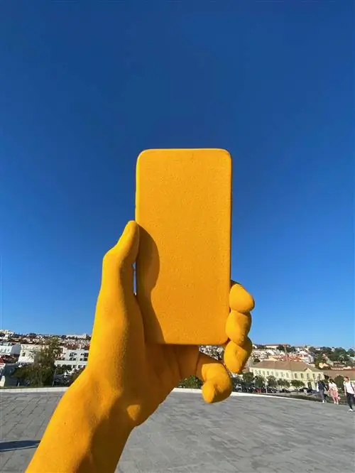 Скульптура креативного директора Данило Лаурии в рамках его выставки на арт-ярмарке Armory Show