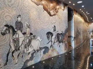 В нем изображена история процветания древнего Шелкового пути и надежда на укрепление страны и создание…