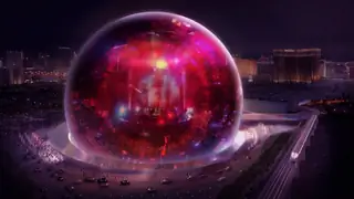MSG Sphere Las Vegas, рассчитанная на более чем 18 000 мест, - это новая сцена, которая откроется в этом городе…