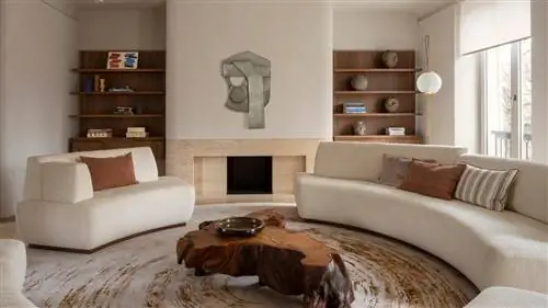 От древнего Египта до самого современного: эта скульптурная квартира в Париже