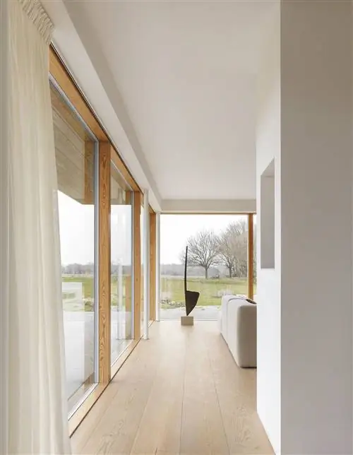 Максимальная устойчивость имеет форму фермы и несет подпись Norm Architects