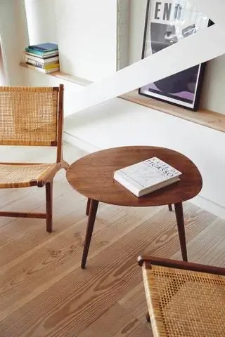 Первый стул, разработанный Zara Home, является частью салона Eagle