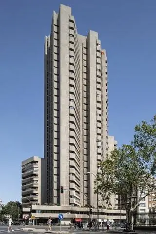 Башня Валенсии. 1968-1973 гг