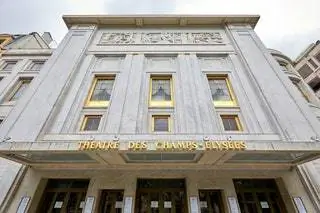 Thâthre des Champs Elyses пионера бетона Огюста Перре