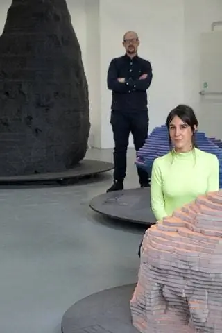 В Enorme Studio в Мадриде архитекторы Кармело Родригес и Росио Пина специализируются на создании интерьеров…