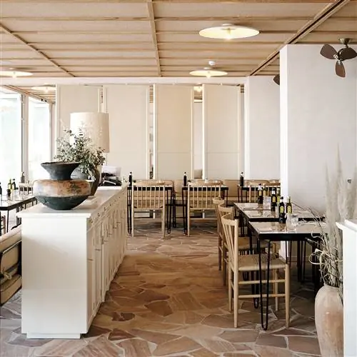 Отель 'Les Roches Rouges' в Фестене на Лазурном берегу