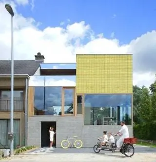 Несколько месяцев назад команда архитекторов Atelier Vens Vanbelle удивила нас очень…