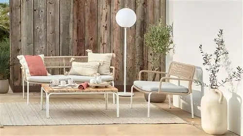 У Kave Home есть идеальная коллекция для улицы, которая украсит вашу террасу или сад этой весной