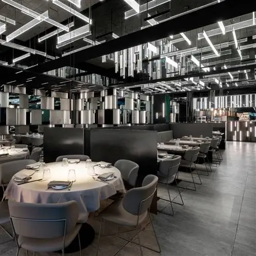 СВЕТОВЫЕ ПЕЙЗАЖИ в Азиатском РЕСТОРАНЕ в Милане