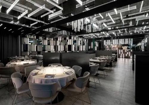 СВЕТОВЫЕ ПЕЙЗАЖИ в Азиатском РЕСТОРАНЕ в Милане