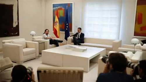 Вот так ИЗМЕНИЛОСЬ декор офиса ПРЕЗИДЕНТА в Монклоа