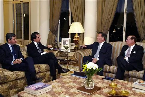 монклоа украшение офиса президенты